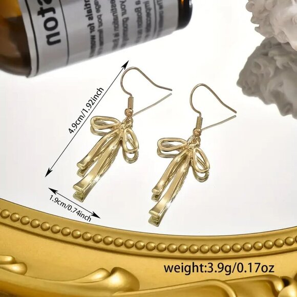 Elegant & Simple Bowknot Dangle Earrings - Picture 4 of 5